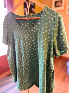 Gudrun Sjöden Green Short-Sleeve Tee with Small Multicolored Dots